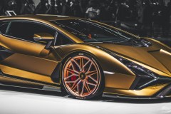 photo-1570294646112-27ce4f174e38